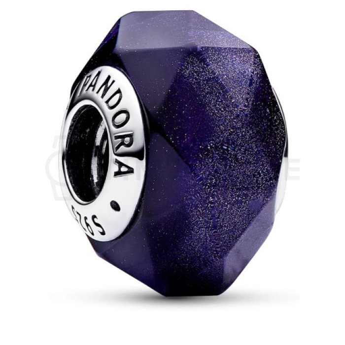 Pandora Moments 792984C00